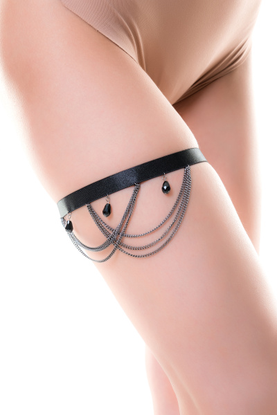 Украшение на ногу H.E.L. Kris